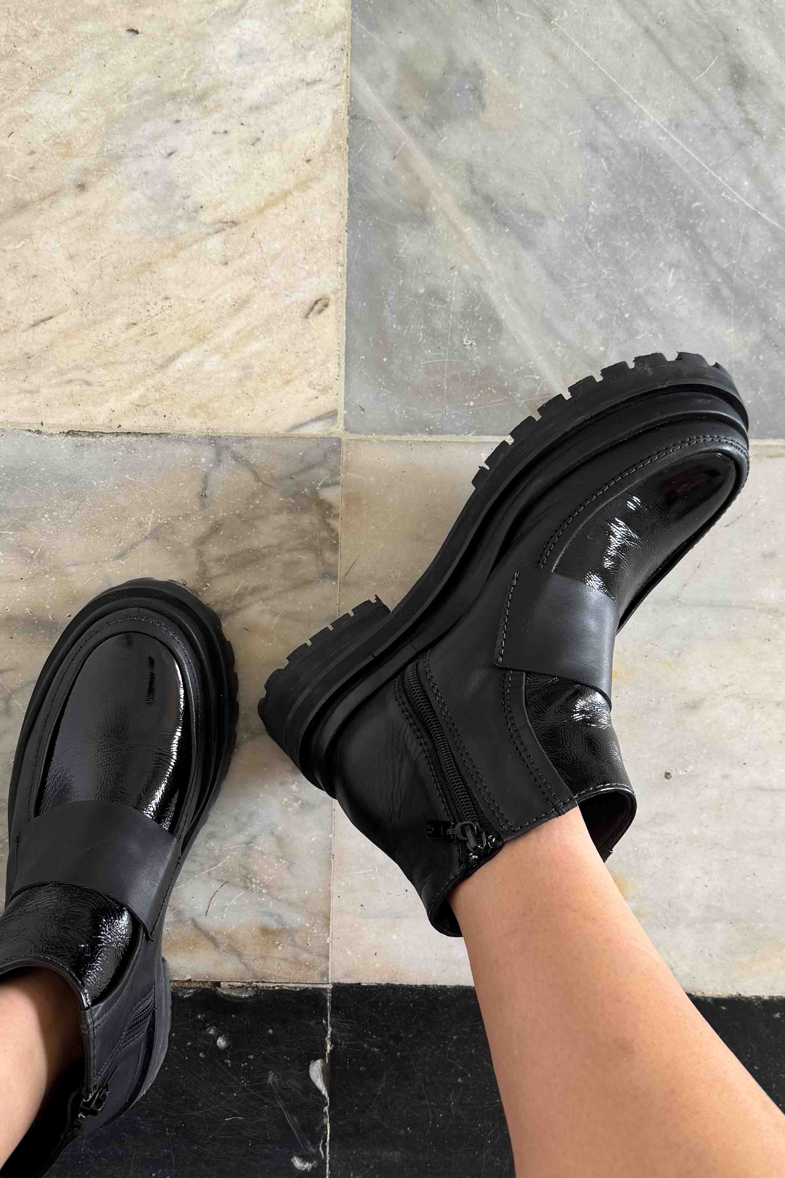 Anny Ankle Chunky Boots