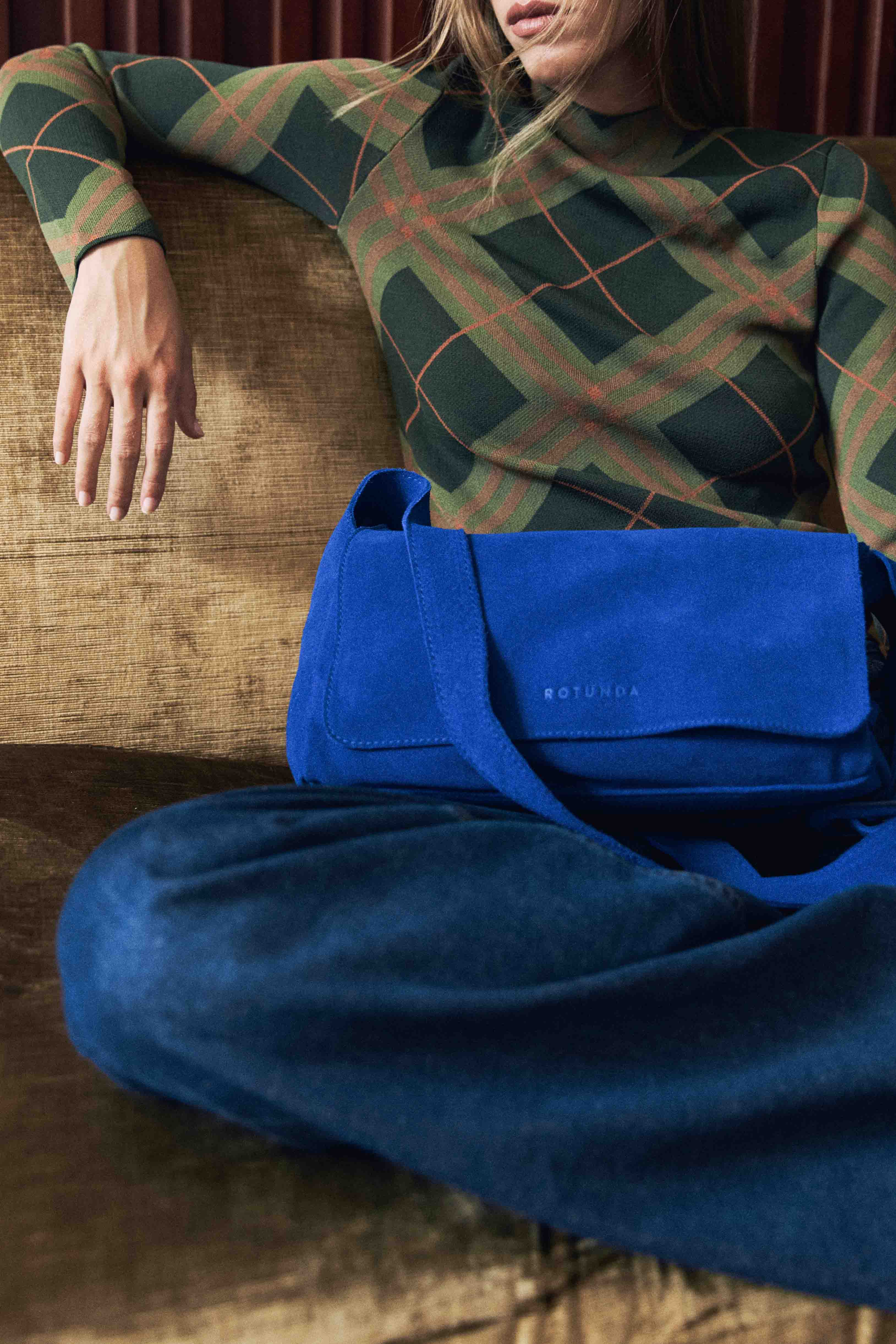 Cul Suede Shoulder Bag