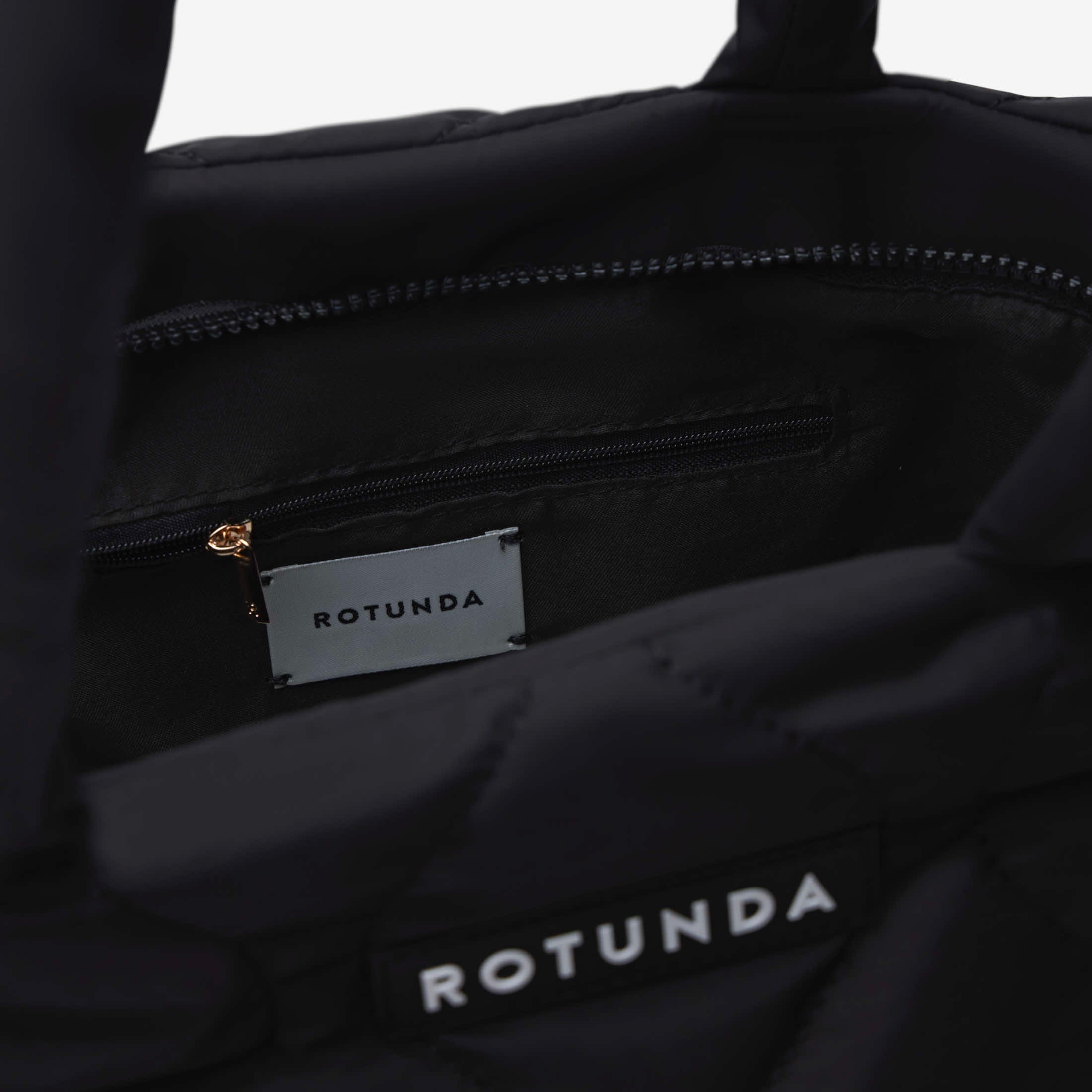 Daira Classic Tote