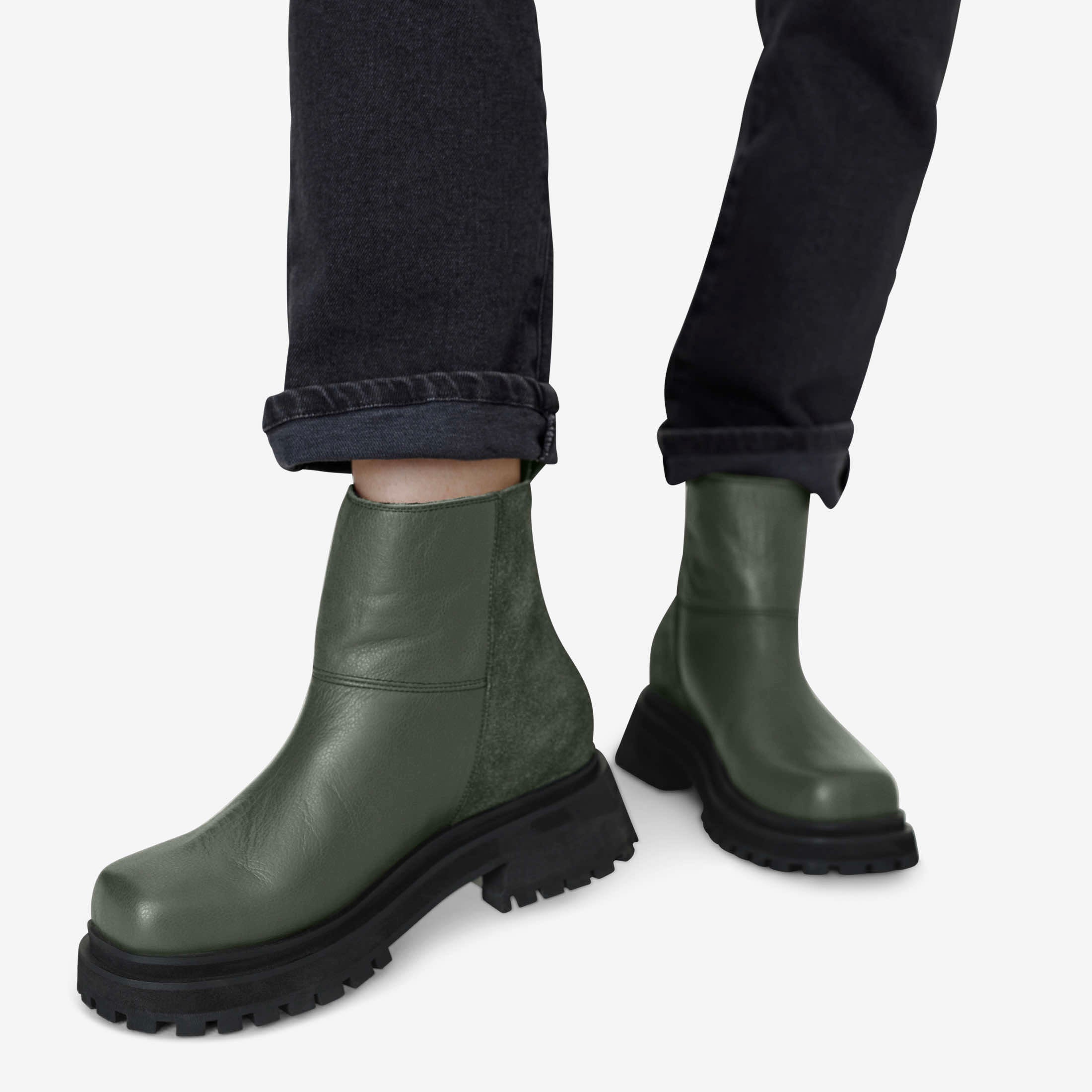 model-image-Olive