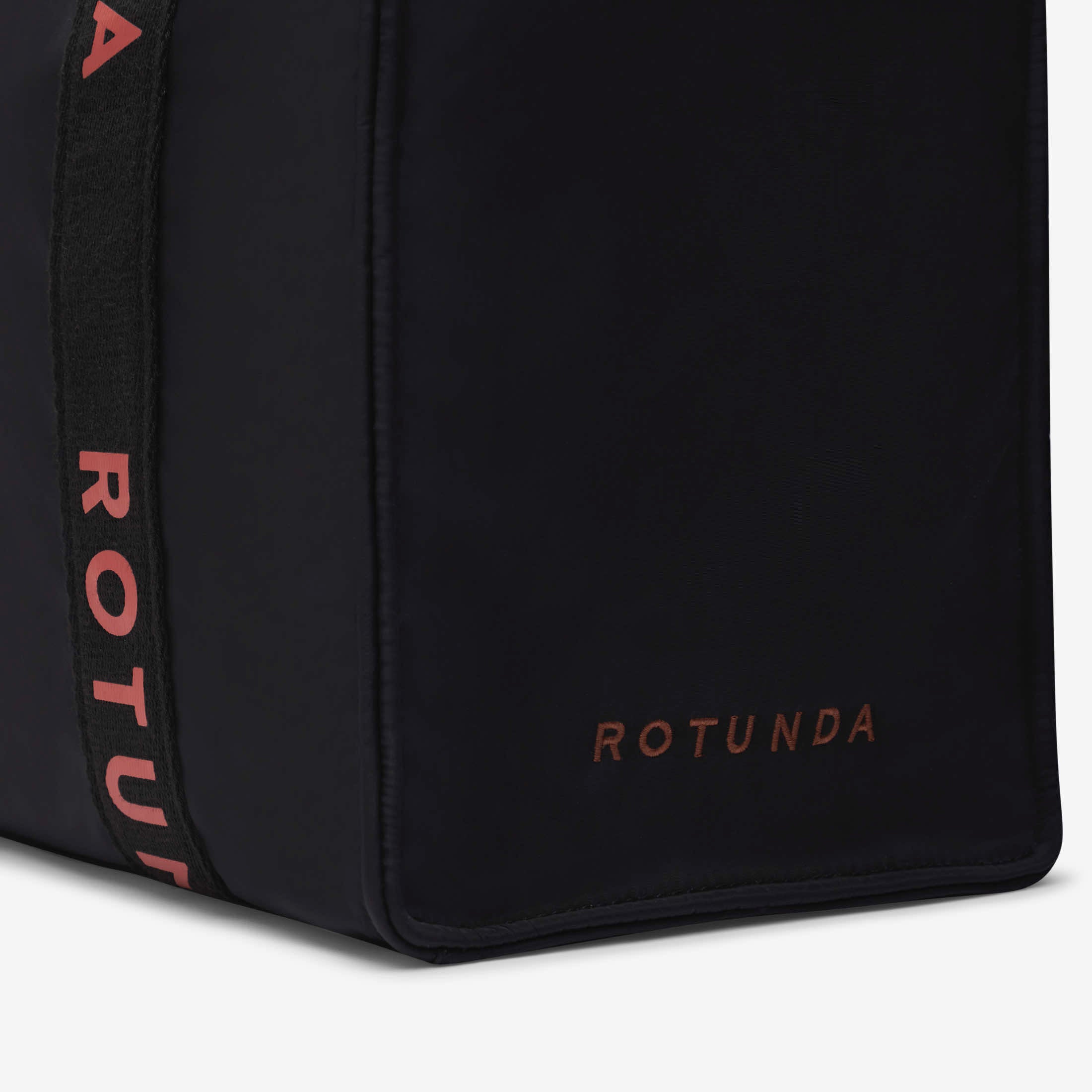 Bolso de mano Jact Daily, color negro