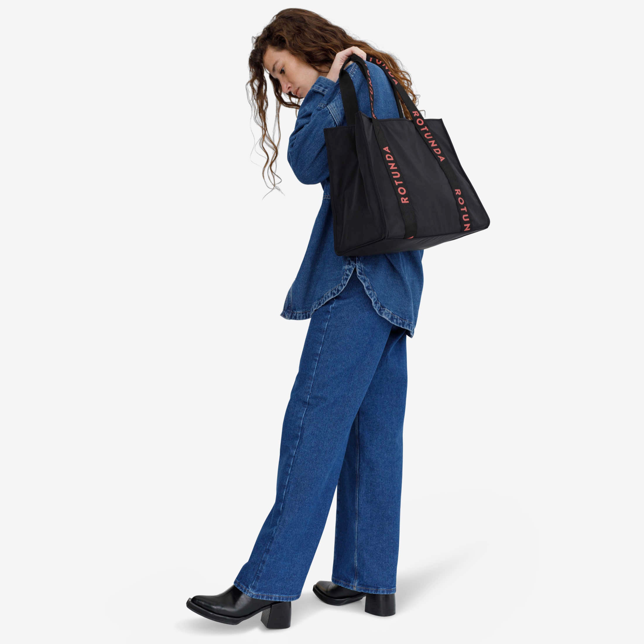 Bolso de mano Jact Daily, color negro
