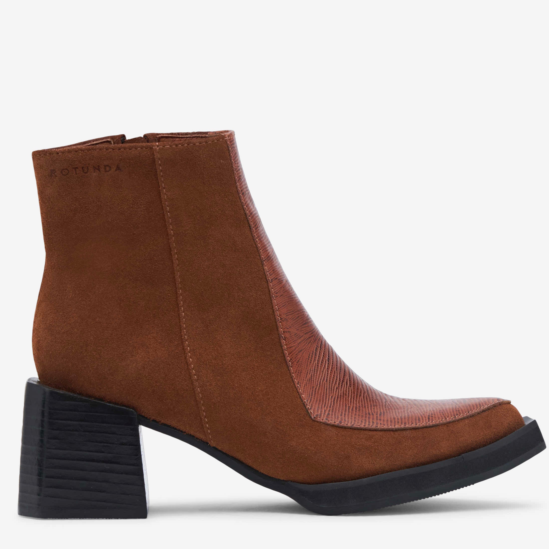 Arge Ankle Boots