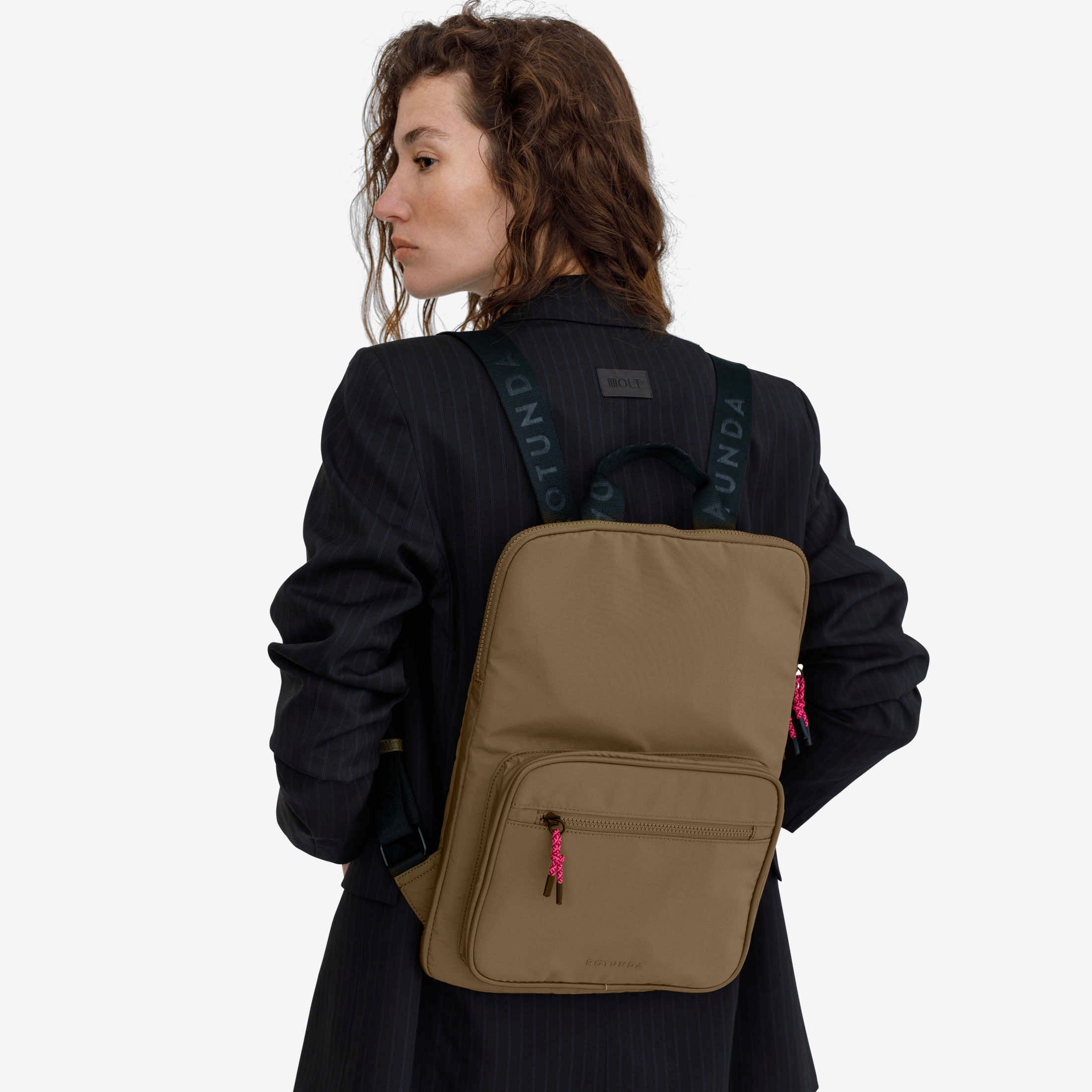 Entu Laptop Backpack Olive