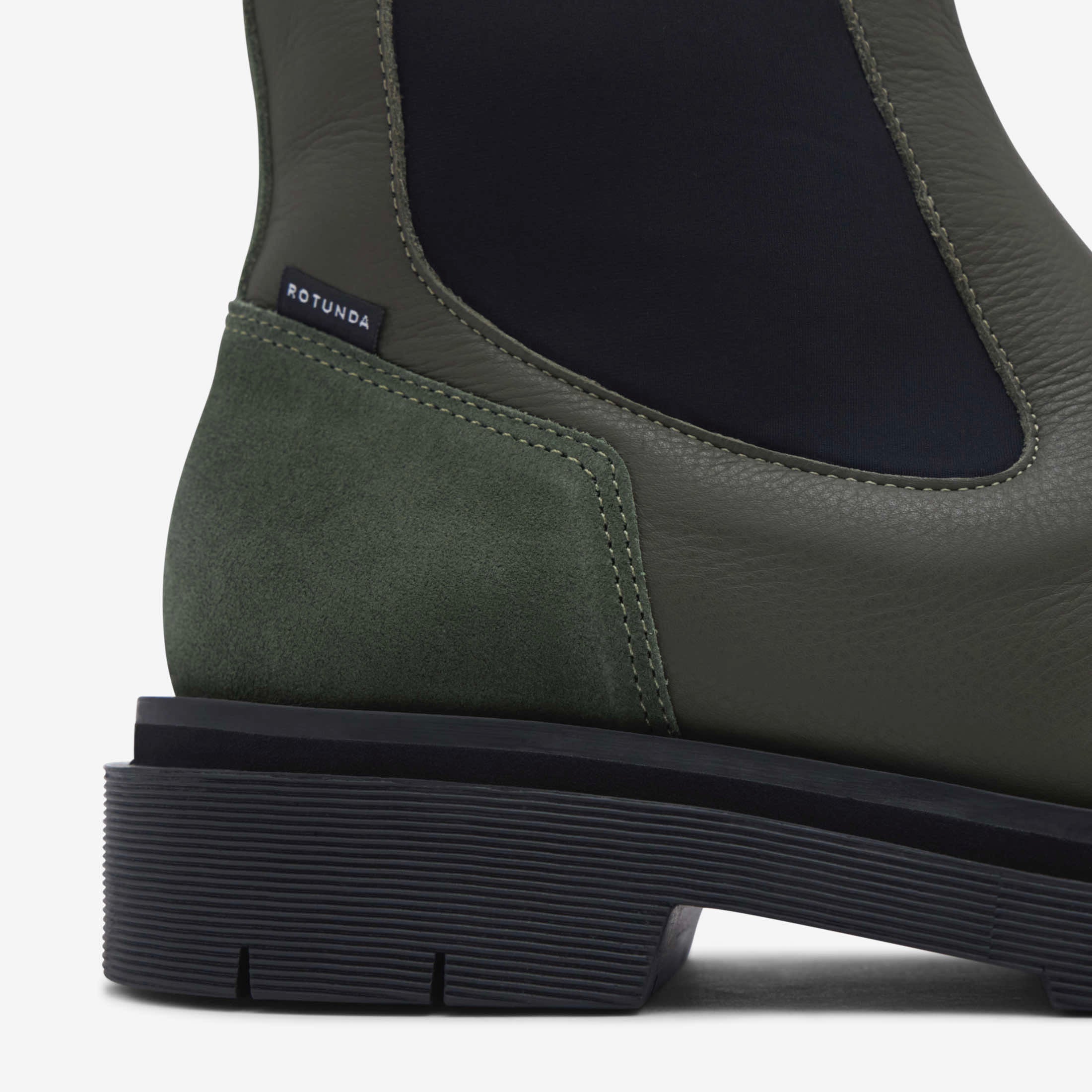 Peq Chelsea Boots